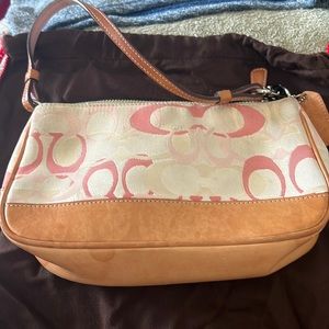 Coach mini bag in pink